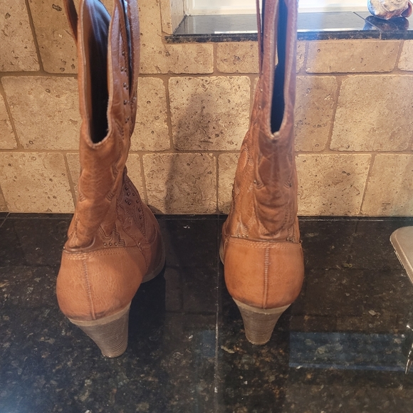 Womens Cowboy Boots - Picture 3 of 3